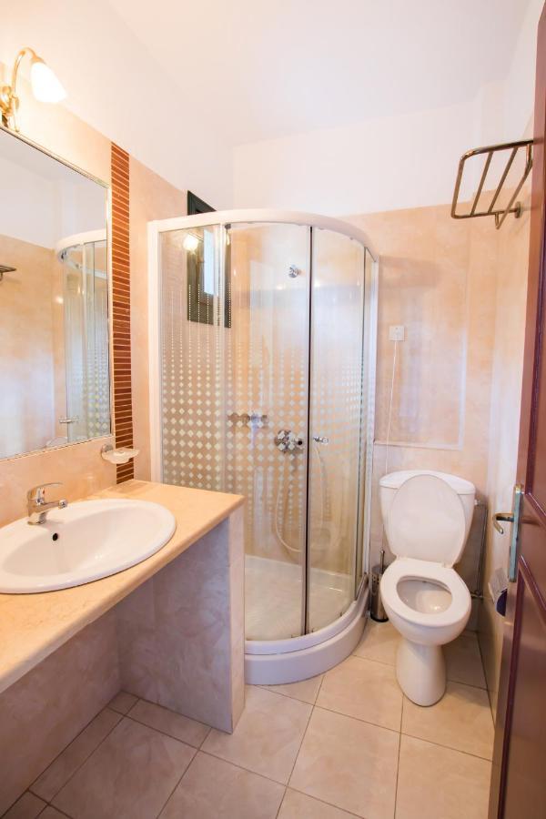 Kyra Panagia Hotel Luaran gambar